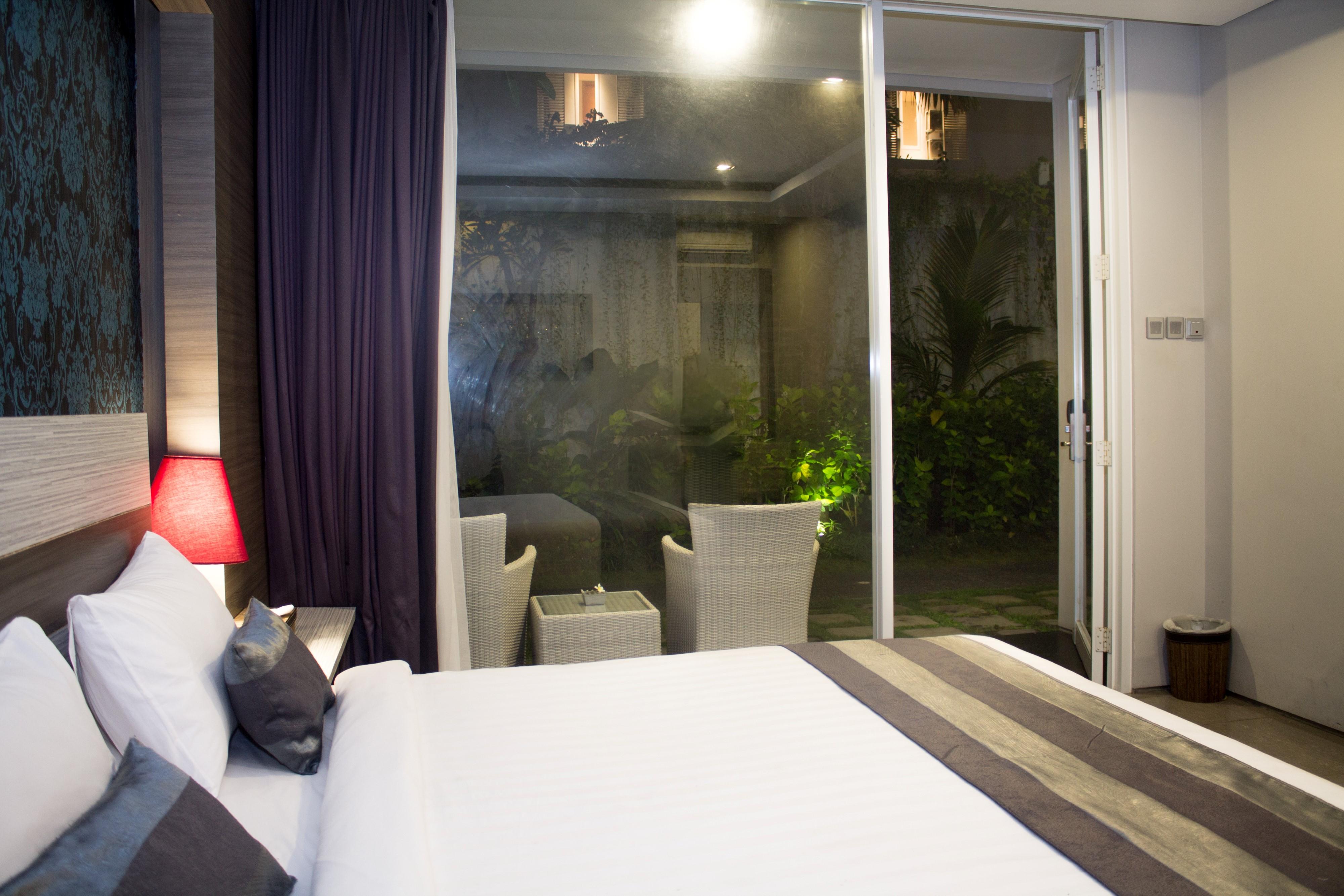 Transera Kamini Legian Hotel Экстерьер фото