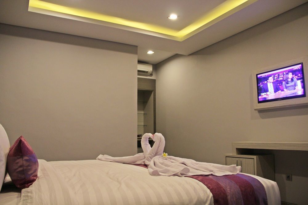Transera Kamini Legian Hotel Экстерьер фото